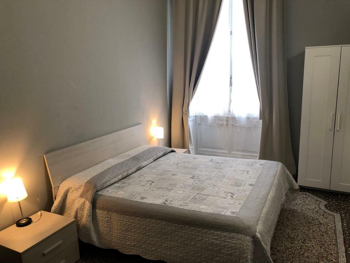 Check-Inn Rooms Genova Centro Екстериор снимка