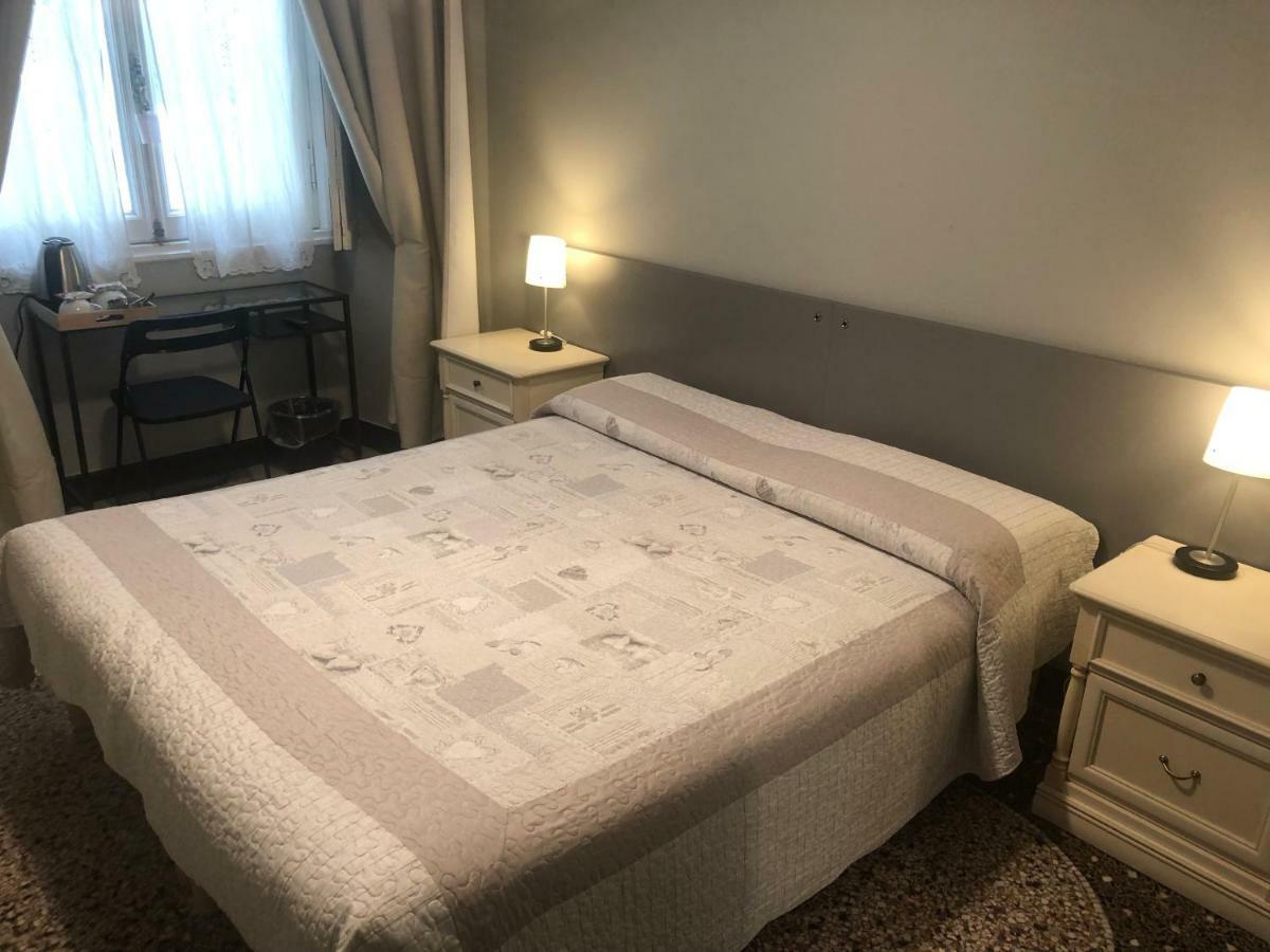 Check-Inn Rooms Genova Centro Екстериор снимка