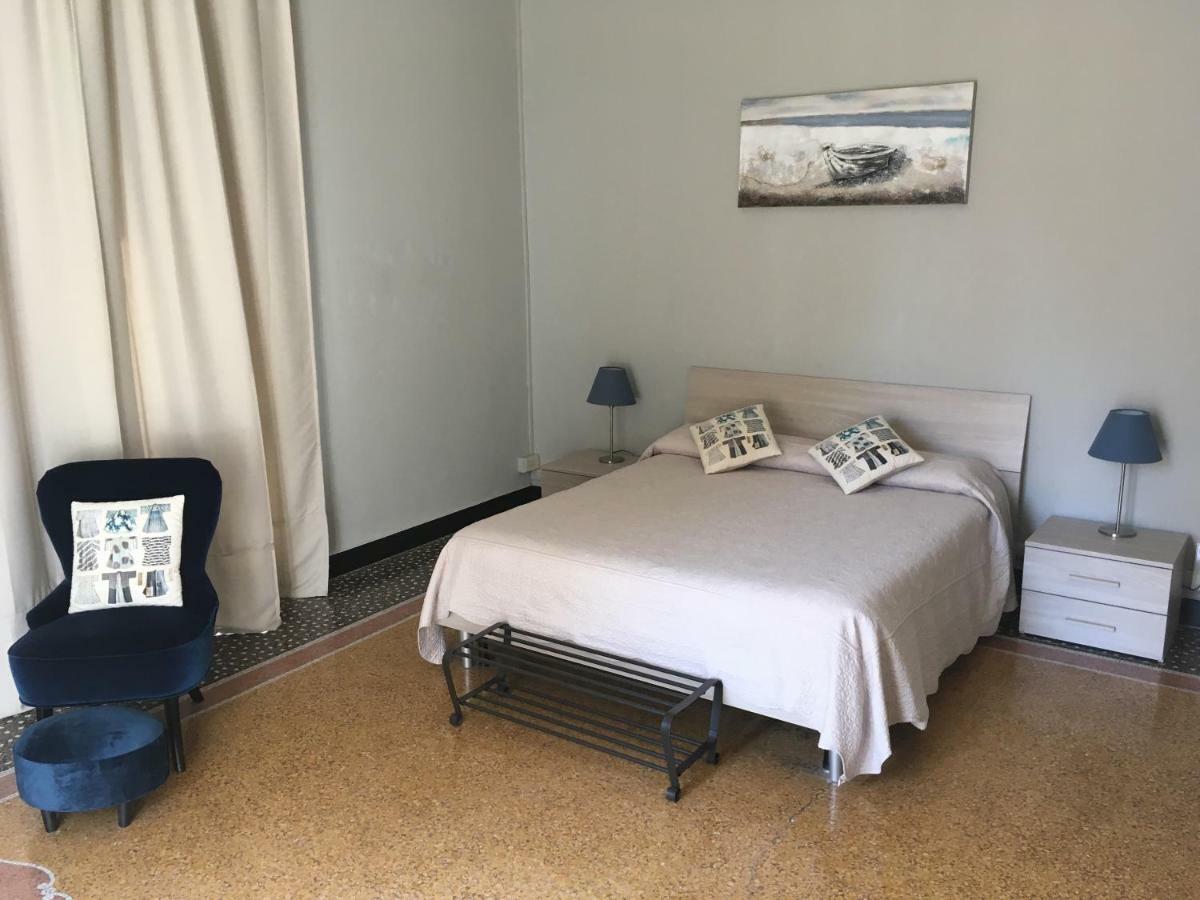 Check-Inn Rooms Genova Centro Екстериор снимка